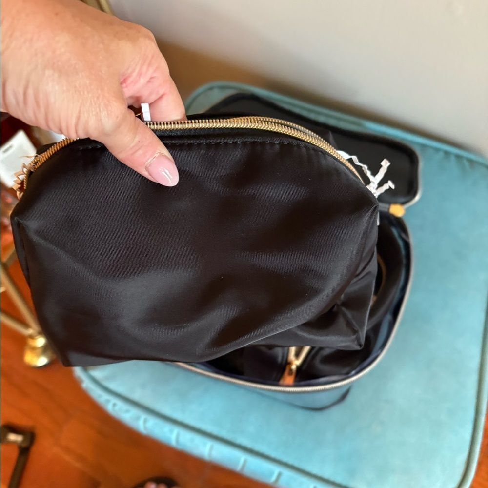 Ivy London Black and Gold Cosmetic Bag - Picture 6 of 6
